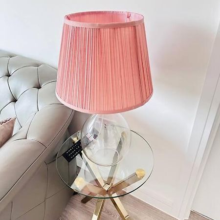 Central Derby Urban 2 Bedroom Flat - An Oasis Of Elegance! Free Parking And Wifi Suitable For Families And Professionals Экстерьер фото