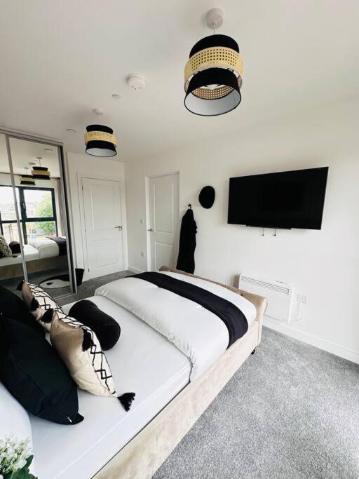 Central Derby Urban 2 Bedroom Flat - An Oasis Of Elegance! Free Parking And Wifi Suitable For Families And Professionals Экстерьер фото